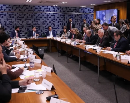 Câmara: governo retira urgência do fim da escala 6x1 e destrava pauta