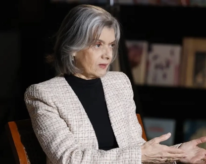Cármen Lúcia diz que é aconselhada a deixar STF por ataques machistas