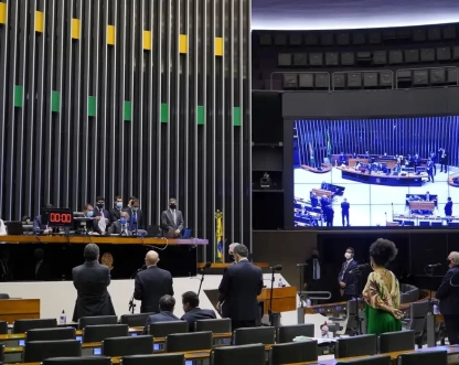 Dino intima partidos a explicar controle de emendas parlamentares