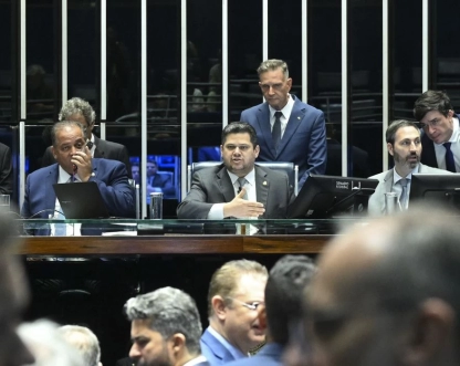 Dosimetria: Alcolumbre promulga lei que beneficia condenados pelo 8/1