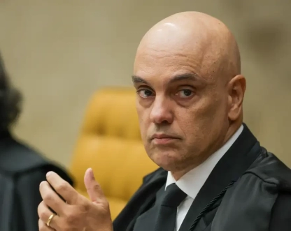 Fachin autoriza AGU a defender Moraes em processo nos EUA