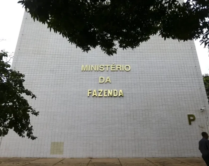 Fazenda alerta sobre falso site do Novo Desenrola
