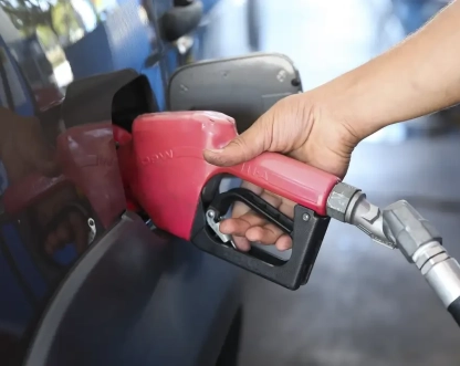 Fazenda mantém subsídio de R$ 2,12 ao óleo diesel