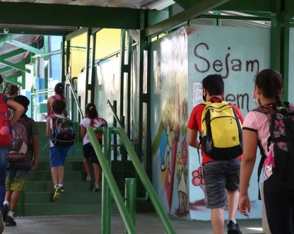 Governo de SP autoriza edital para privatizar gestão de 143 escolas