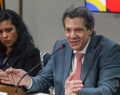 Haddad pede que Congresso enfrente problema dos supersalários