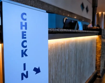 Hospedagens têm até esta segunda para adotar check-in digital