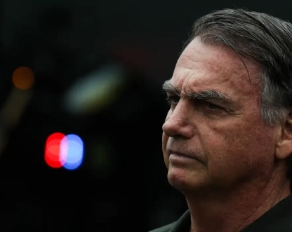 Justiça suspende benefícios vitalícios durante prisão de Bolsonaro