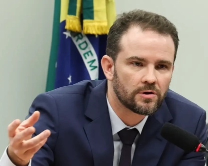 Lula pede a Durigan que avalie possíveis prejuízos de medidas dos EUA