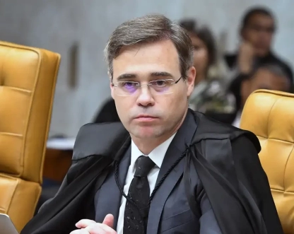 Mendonça cita risco às investigações com dados de celular de Vorcaro