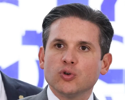 Motta diz que fim da escala 6x1 será debatida por meio de PEC