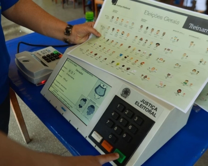 Prazo para tirar ou regularizar título de eleitor termina nesta quarta
