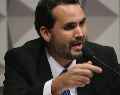 Subsídio de R$ 0,35 ao diesel não será retomado, diz ministro
