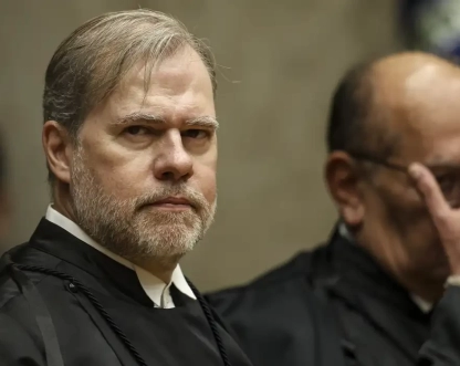 Toffoli toma posse no TSE e diz que Justiça não decide eleição