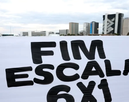 Vereadores fazem “protocolaço” de projetos pelo fim da escala 6x1