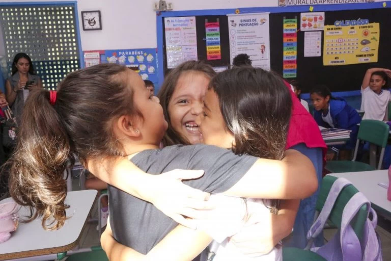 Volta às aulas: Ipem-SP orienta sobre os riscos da compra de artigo escolar sem certificação